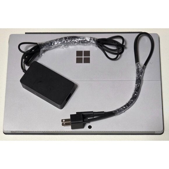 Microsoft Surface Pro 4 Intel Core i5-6300U 2.4GHz 4GB RAM 128GB SSD Win11 Pro - Picture 1 of 6